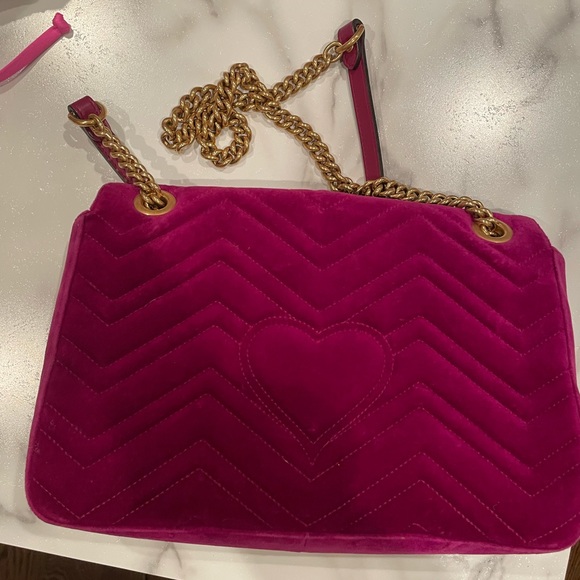 EUC GUCCI Velvet MatelasseGG Marmont Shoulder Bag - Fuchsia Violet Cyclamen - Picture 2 of 9